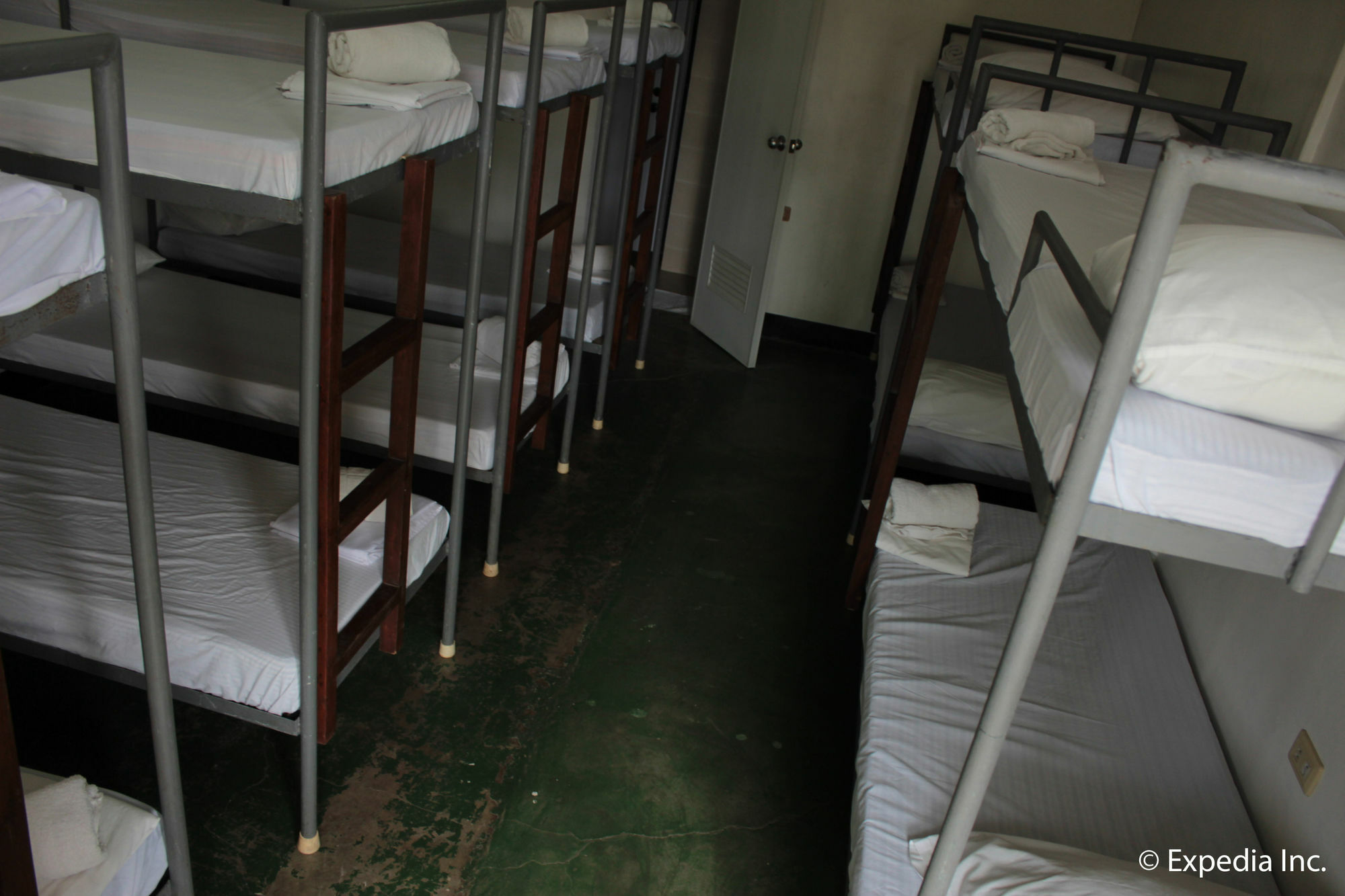Reddoorz Plus Near Vigan Convention Center エクステリア 写真