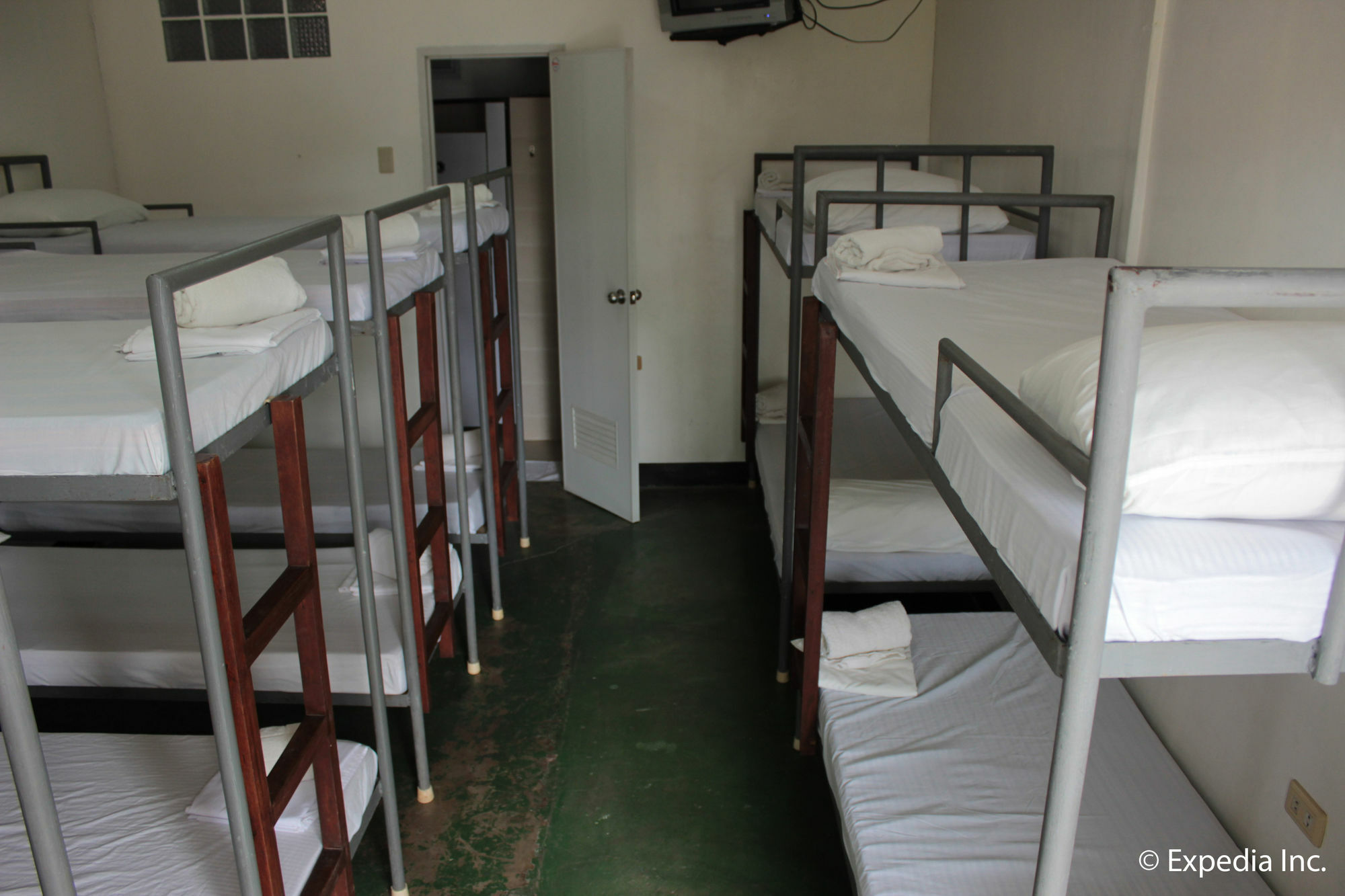 Reddoorz Plus Near Vigan Convention Center エクステリア 写真
