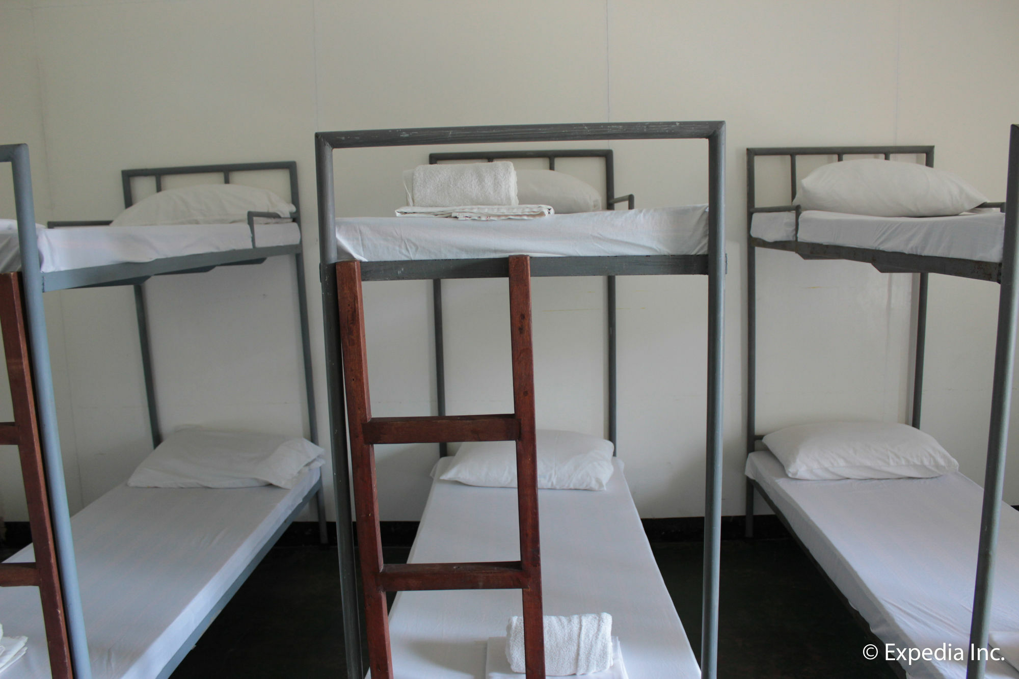 Reddoorz Plus Near Vigan Convention Center エクステリア 写真